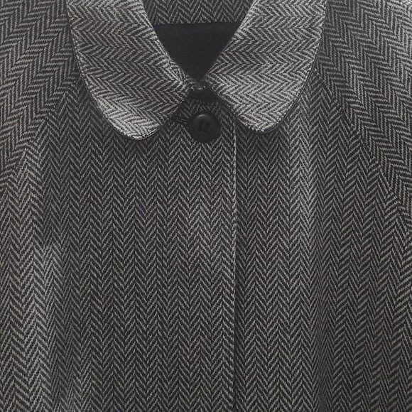Saks Fifth Avenue Fleurette 100% Cashmere Herringbone Gray Coat with Leather - Picture 4 of 16